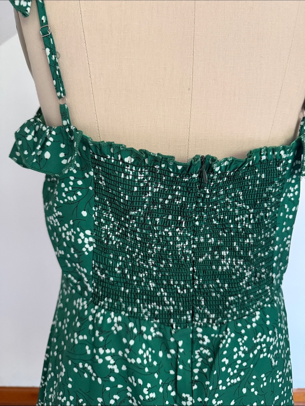 Green Ruffle Strap Sundress - Picture 6 of 7